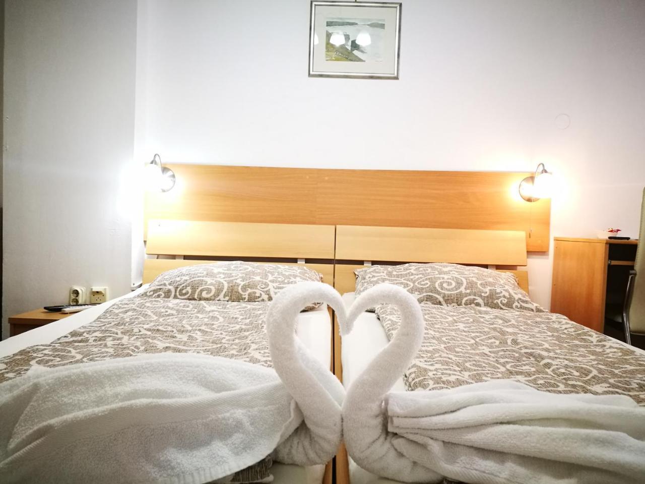 Rooms Aracic Slavonski Brod Exterior foto